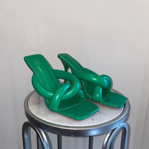 Emerald Green Knot Mule Heels - Picture 4 of 6
